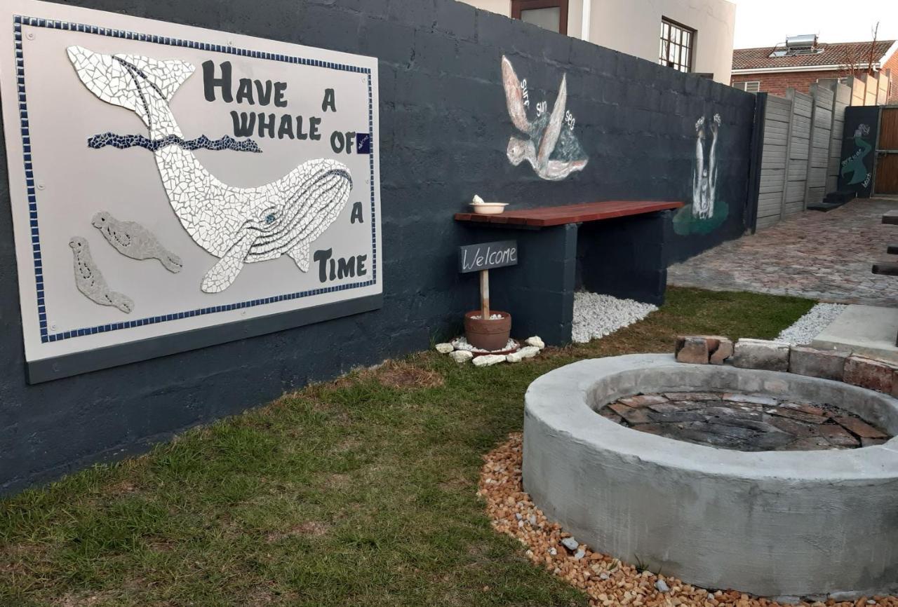 Whale Watch Accommodation De Kelders Bagian luar foto