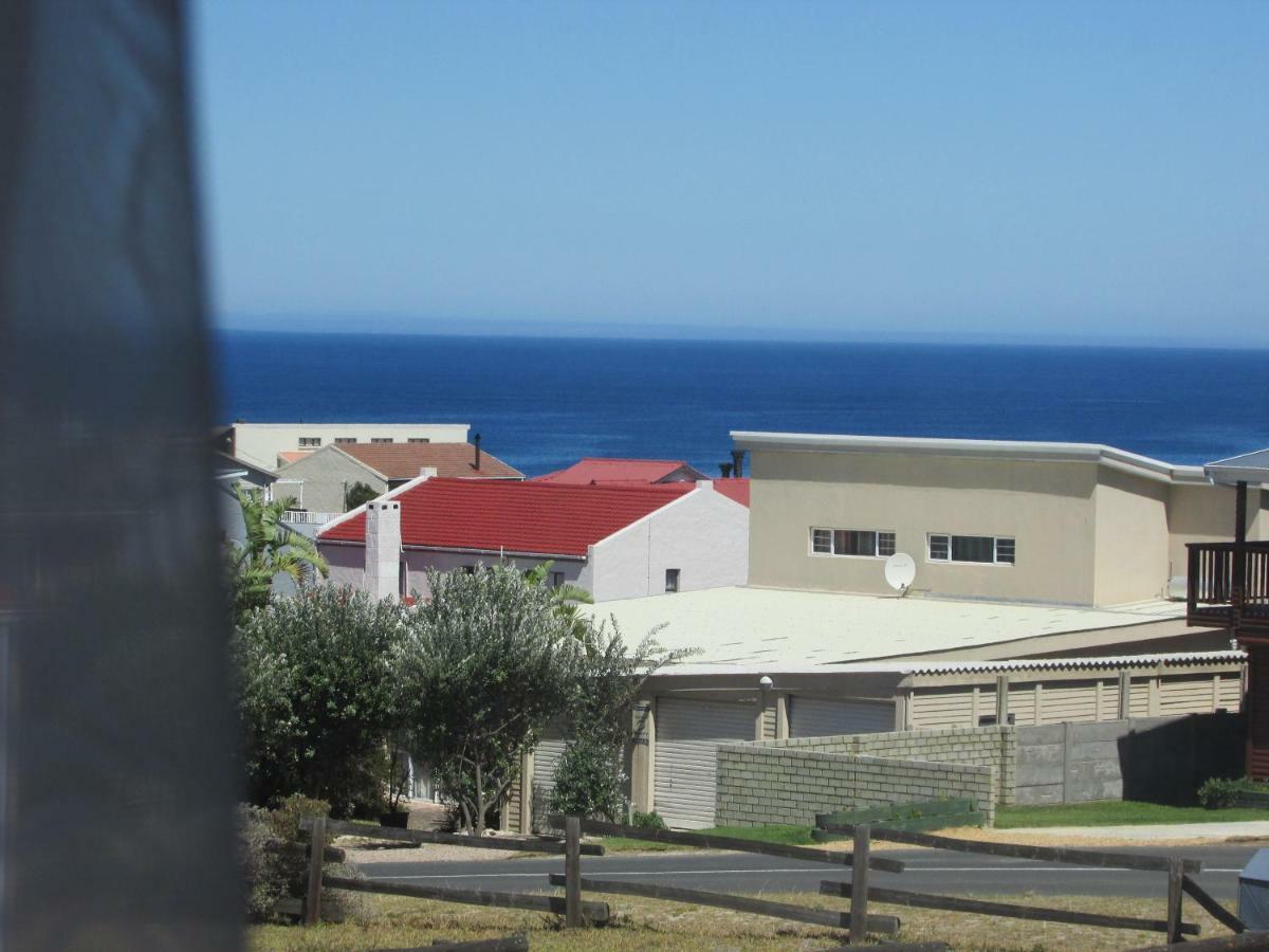 Whale Watch Accommodation De Kelders Bagian luar foto